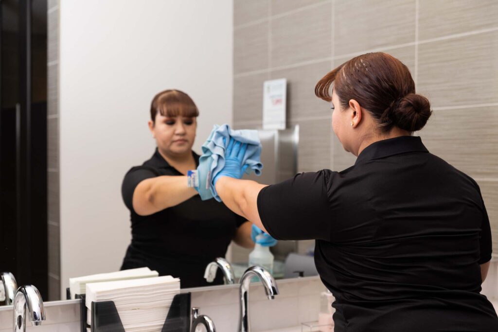 1 Stone Solutions professional commercial janitorial and maintenance cleaning services